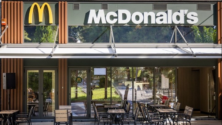 Νέο εστιατόριο McDonald’s στην πλατεία Νέας Σμύρνης